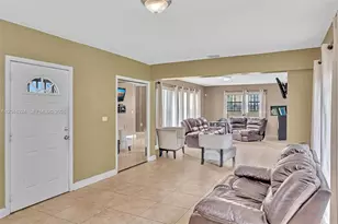 331 NE 176th St, North Miami Beach, FL 33162 - Photo 7