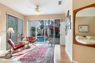 1221 E Bel Aire Dr E, Pembroke Pines, FL 33027 - Photo 29