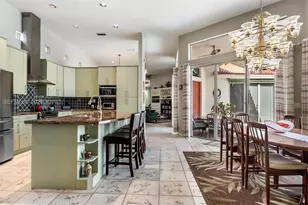1221 E Bel Aire Dr E, Pembroke Pines, FL 33027 - Photo 17