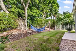 1221 E Bel Aire Dr E, Pembroke Pines, FL 33027 - Photo 47