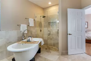 1221 E Bel Aire Dr E, Pembroke Pines, FL 33027 - Photo 35