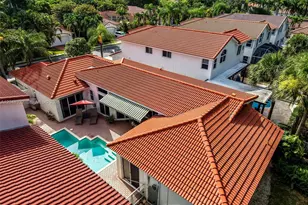 1221 E Bel Aire Dr E, Pembroke Pines, FL 33027 - Photo 49