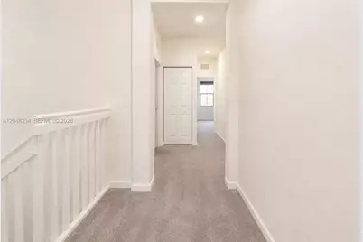 10934 W 33rd Way, Hialeah, FL 33018 - Photo 13