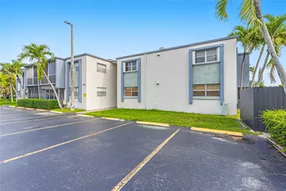 8752 SW 12th St #201, Miami, FL 33174 - Photo 39