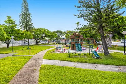 8752 SW 12th St #201, Miami, FL 33174 - Photo 45