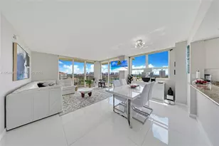 19501 W Country Club Dr, Aventura, FL 33180 - Photo 5