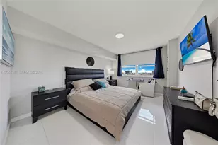 19501 W Country Club Dr, Aventura, FL 33180 - Photo 11