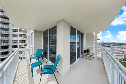 19501 W Country Club Dr #2014, Aventura, FL 33180 - Photo 3