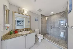 19501 W Country Club Dr, Aventura, FL 33180 - Photo 15