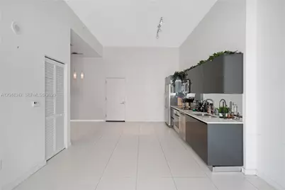 31 SE 6th St #2706, Miami, FL 33131 - Photo 11