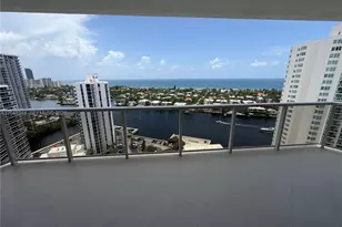 20281 E Country Club Dr, Aventura, FL 33180 - Photo 3
