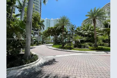 20281 E Country Club Dr #2104, Aventura, FL 33180 - Photo 37