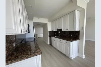 20281 E Country Club Dr #2104, Aventura, FL 33180 - Photo 11