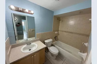 1350 W 53rd St #29, Hialeah, FL 33012 - Photo 17