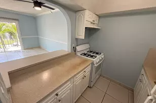 1350 W 53rd St, Hialeah, FL 33012 - Photo 5