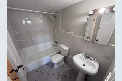 7400 W 20th Ave #420, Hialeah, FL 33016 - Photo 13