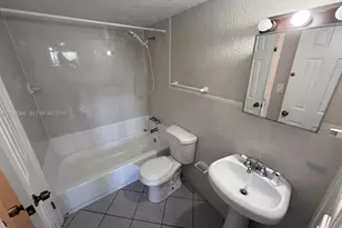7400 W 20th Ave, Hialeah, FL 33016 - Photo 13