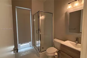 10108 NW 77th St, Doral, FL 33178 - Photo 21
