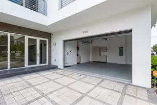 10108 NW 77th St, Doral, FL 33178 - Photo 3