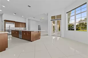 5301 S Sterling Ranch Cir, Davie, FL 33314 - Photo 15
