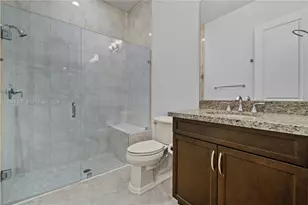 5301 S Sterling Ranch Cir, Davie, FL 33314 - Photo 21