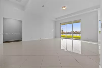 5301 S Sterling Ranch Cir, Davie, FL 33314 - Photo 25