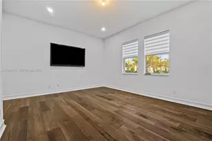 5301 S Sterling Ranch Cir, Davie, FL 33314 - Photo 41