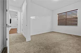 5301 S Sterling Ranch Cir, Davie, FL 33314 - Photo 49