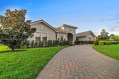 5301 S Sterling Ranch Cir, Davie, FL 33314 - Photo 57