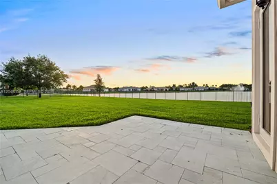 5301 S Sterling Ranch Cir, Davie, FL 33314 - Photo 43