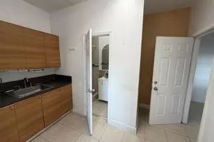 621 E 52nd St, Hialeah, FL 33013 - Photo 5