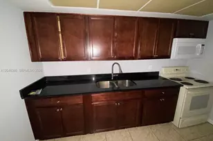 25512 SW 107th Ave, Homestead, FL 33032 - Photo 5