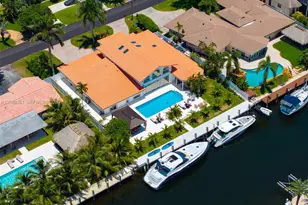 2770 NE 23rd Pl, Pompano Beach, FL 33062 - Photo 7