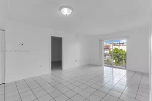 4715 NW 7th St, Miami, FL 33126 - Photo 3