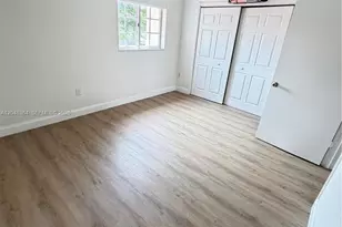 6926 NW 166th Terrace, Miami Lakes, FL 33014 - Photo 7