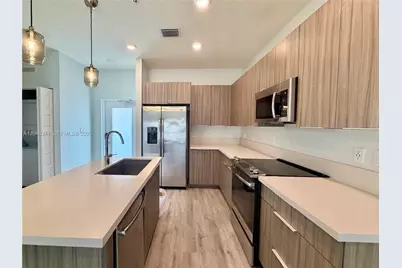 4740 NW 84th Ct #33, Doral, FL 33166 - Photo 3