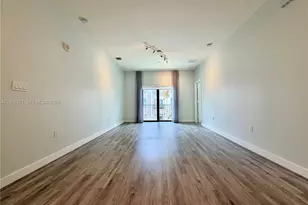4740 NW 84th Ct, Doral, FL 33166 - Photo 7
