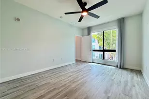 4740 NW 84th Ct, Doral, FL 33166 - Photo 9
