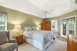 2472 SE Hillard Rd, Port Saint Lucie, FL 34952 - Photo 21