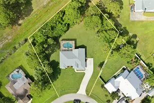 2472 SE Hillard Rd, Port Saint Lucie, FL 34952 - Photo 3