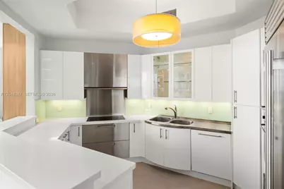 100 S Pointe Dr #501, Miami Beach, FL 33139 - Photo 7