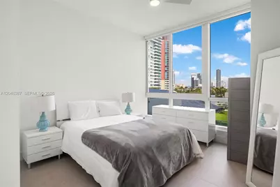 100 S Pointe Dr #501, Miami Beach, FL 33139 - Photo 13