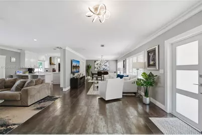 621 NW 74th Ave, Plantation, FL 33317 - Photo 17