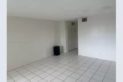 500 NE 2nd St #408, Dania Beach, FL 33004 - Photo 5