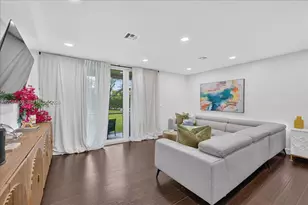 7102 Woodmont Way, Tamarac, FL 33321 - Photo 9