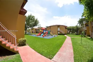 15630 SW 80th St, Miami, FL 33193 - Photo 3