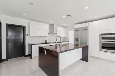 519 Alhambra Cir, Coral Gables, FL 33134 - Photo 33