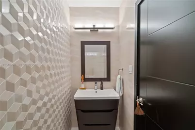 519 Alhambra Cir, Coral Gables, FL 33134 - Photo 65