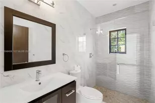 519 Alhambra Cir, Coral Gables, FL 33134 - Photo 59