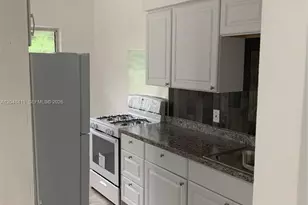 16675 NE 20th Ave, North Miami Beach, FL 33162 - Photo 3